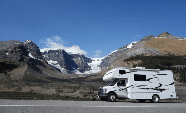 How to rent an RV?'s Feature Image